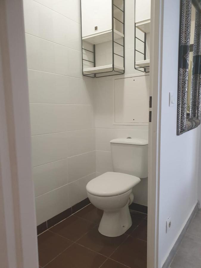 8 Rue Brise Echalas Saint-Denis  Esterno foto